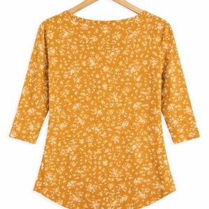 Chic Floral Long Sleeve Top in Mustard